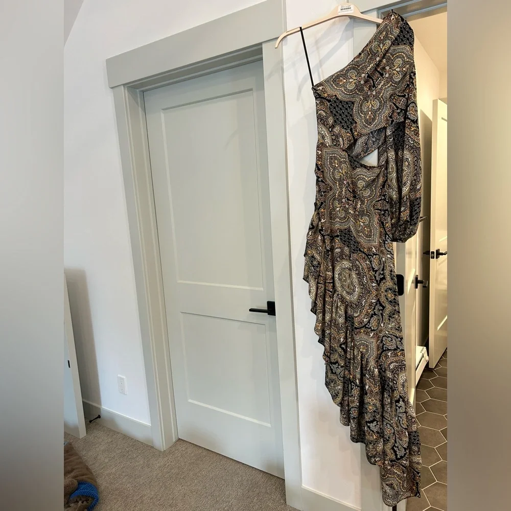 Bronx and Banco Asymmetrical Paisley Dress - Black and Gold - Picture 5 of 11